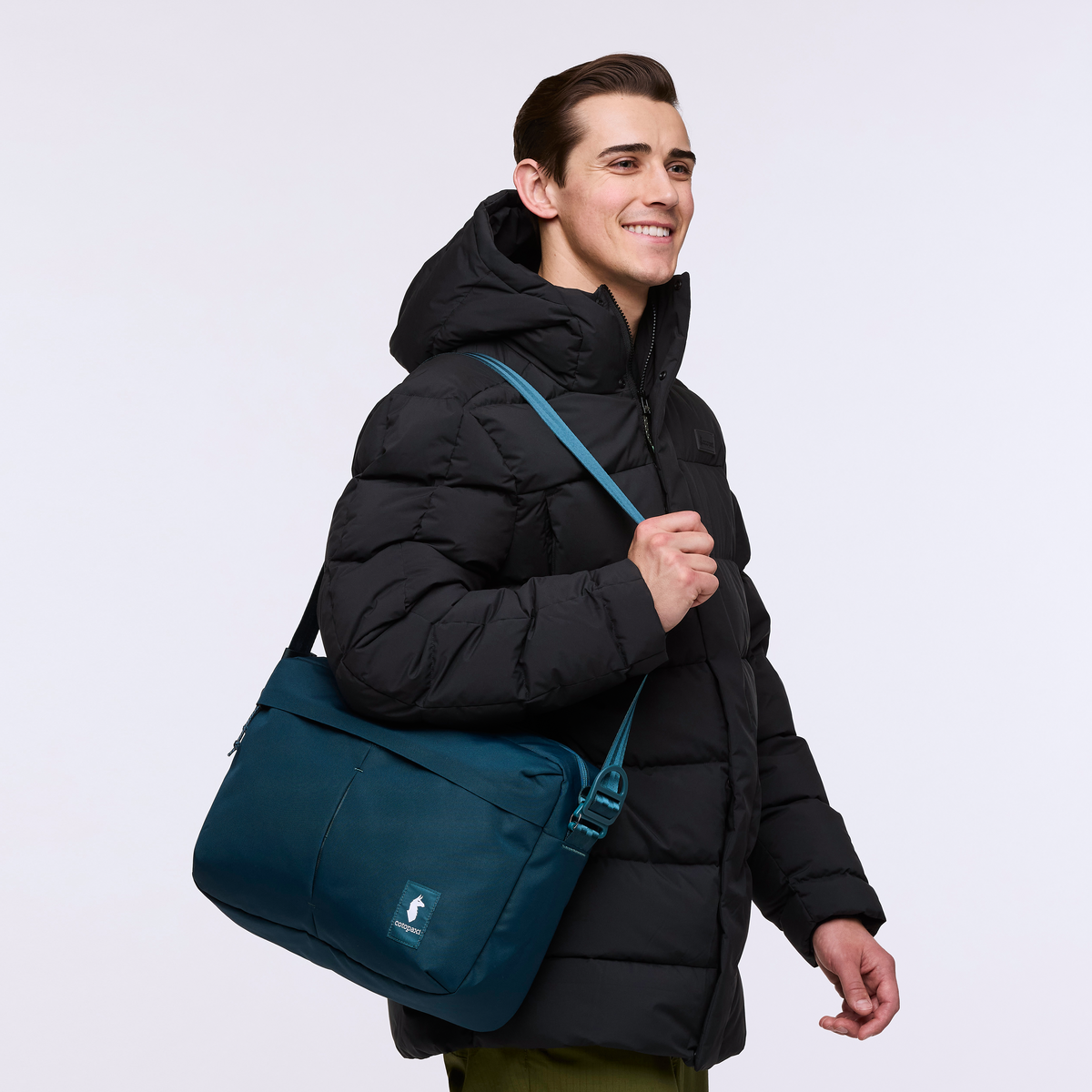 Mente 15L Messenger Bag