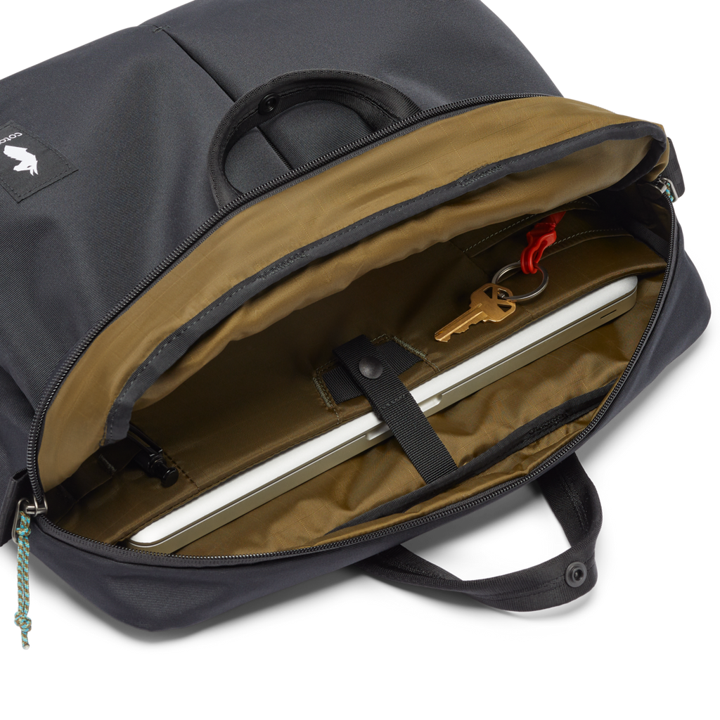 Mente 15L Messenger Bag