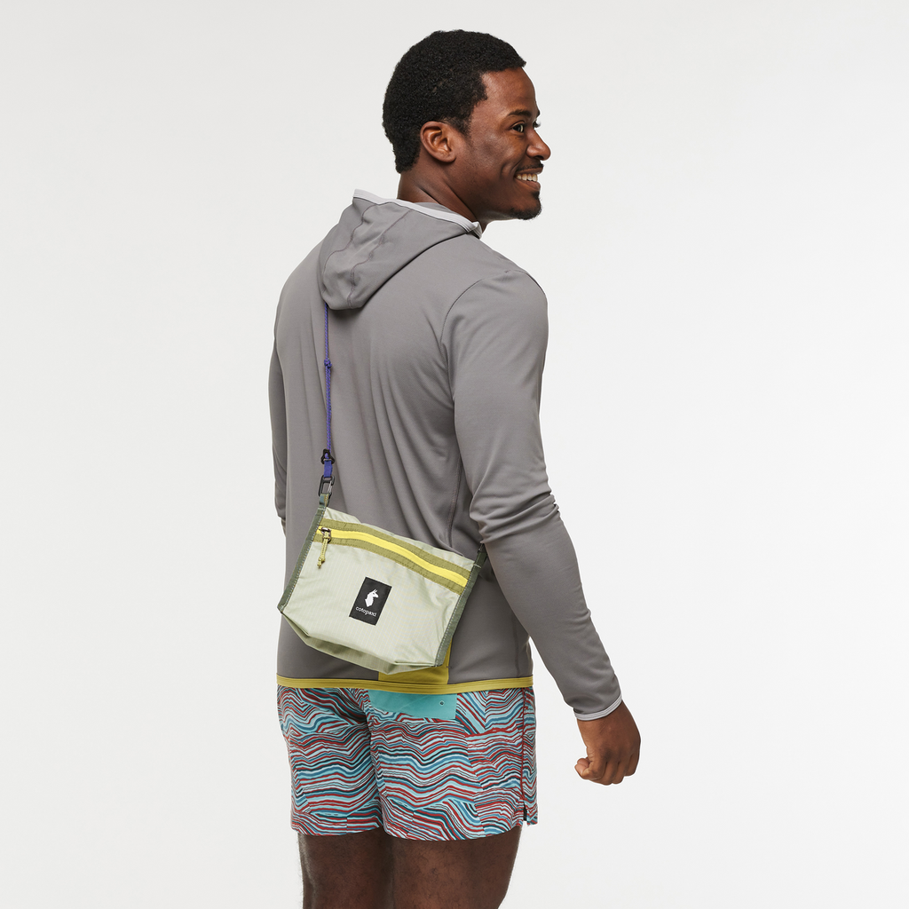 Lista 2L Lightweight Crossbody Bag