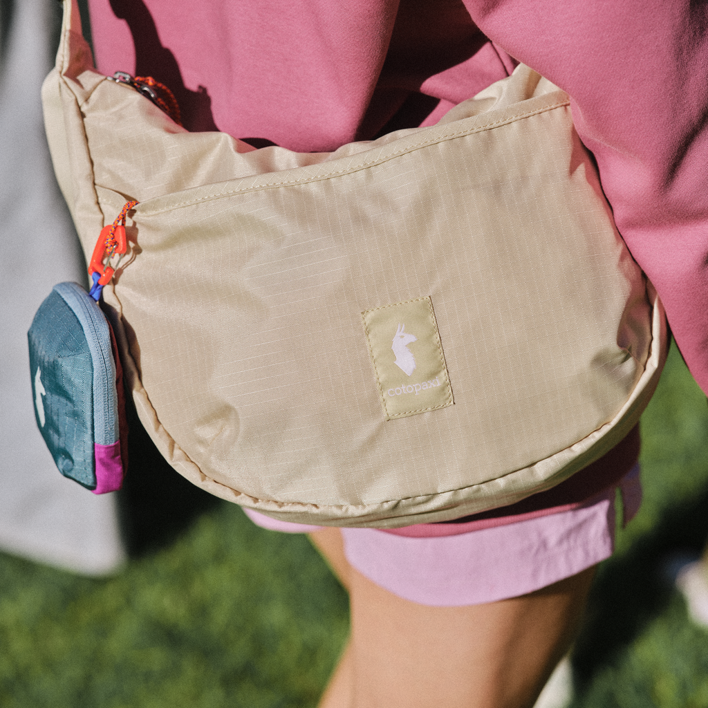 Trozo 8L Shoulder Bag